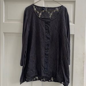 Lace front three-quarter length sleeve blouse